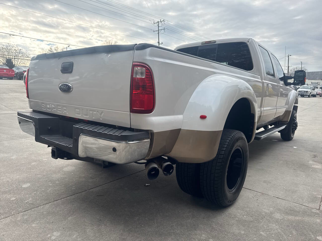 Used 2012 Ford F450 Lariat w/ Lariat Ultimate Pkg image 5