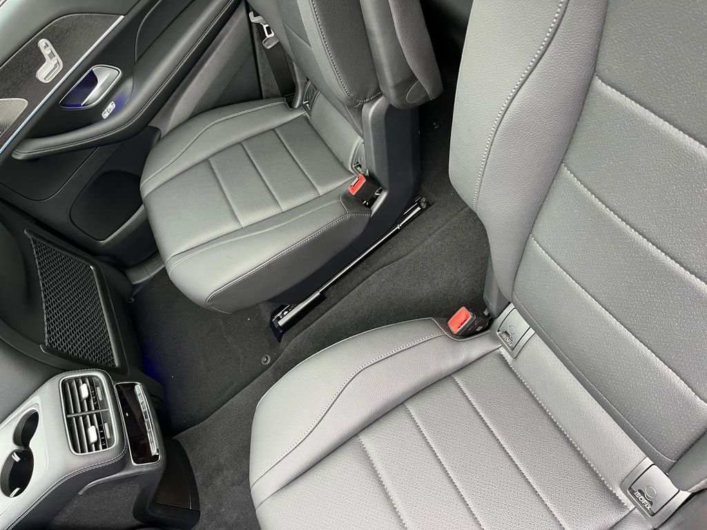 New 2025 Mercedes-Benz GLS 450 4MATIC image 8