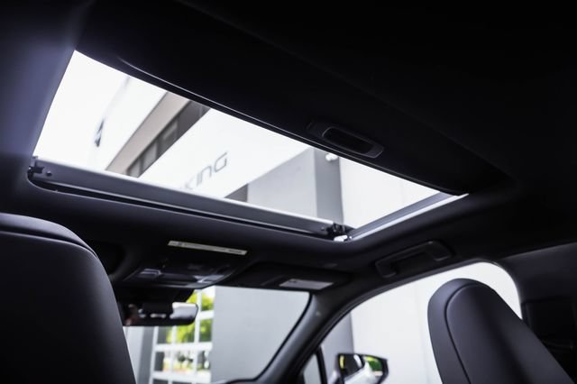 Certified 2025 Lexus UX 300h FWD image 22