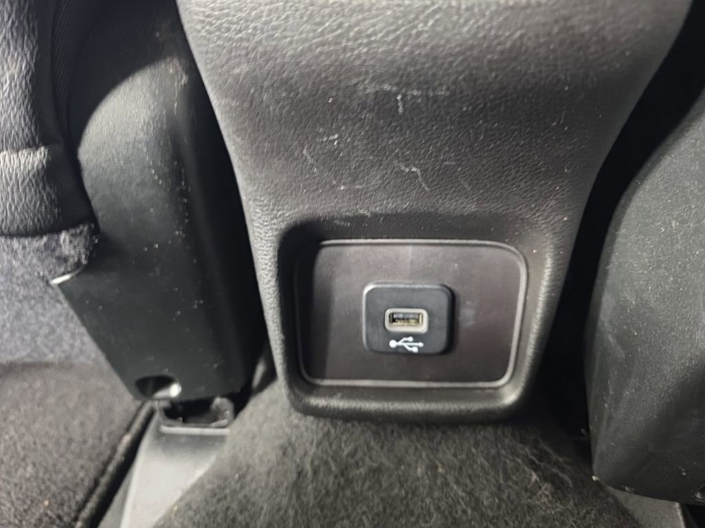 Used 2020 Jeep Compass Latitude AWD/4WD image 32