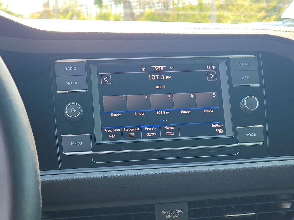 Used 2024 Volkswagen Jetta Sport image 21