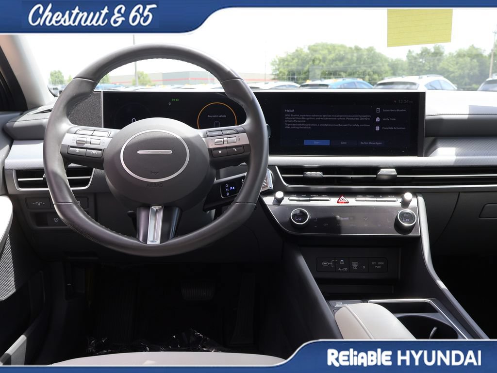 Certified 2024 Hyundai Sonata SEL w/ Convenience Package FWD image 19
