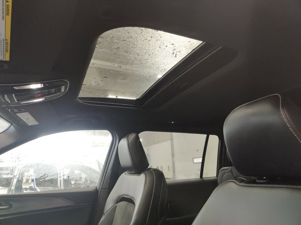 New 2025 Jeep Grand Cherokee L Altitude image 31