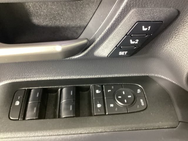 Used 2026 Toyota 4Runner Platinum AWD/4WD image 17
