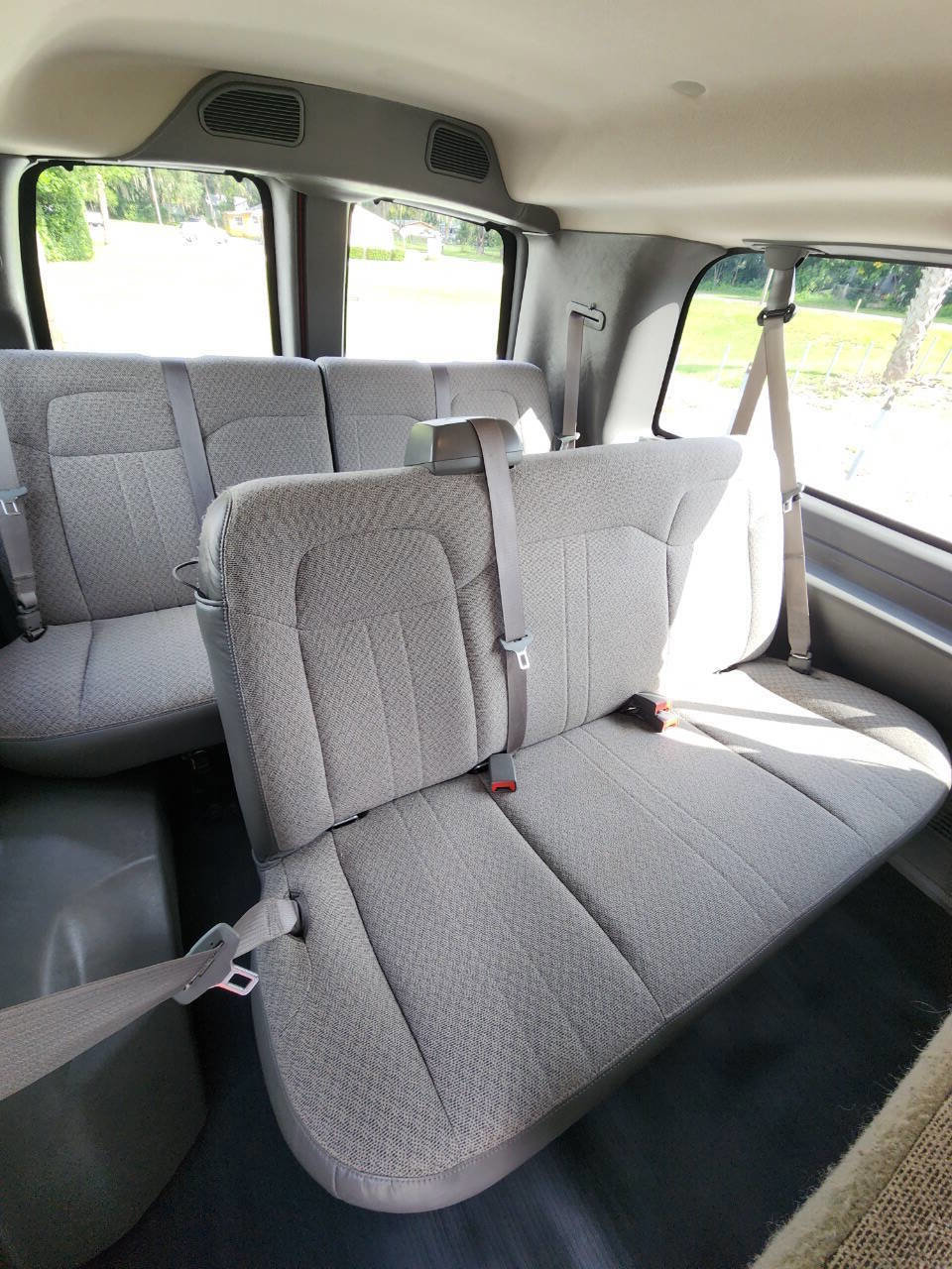 Used 2014 Chevrolet Express 3500 LS image 35
