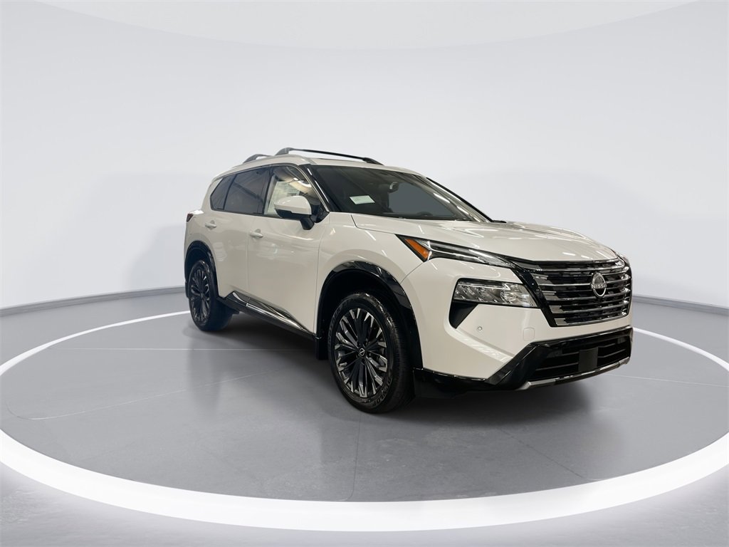 New 2026 Nissan Rogue Platinum image 2