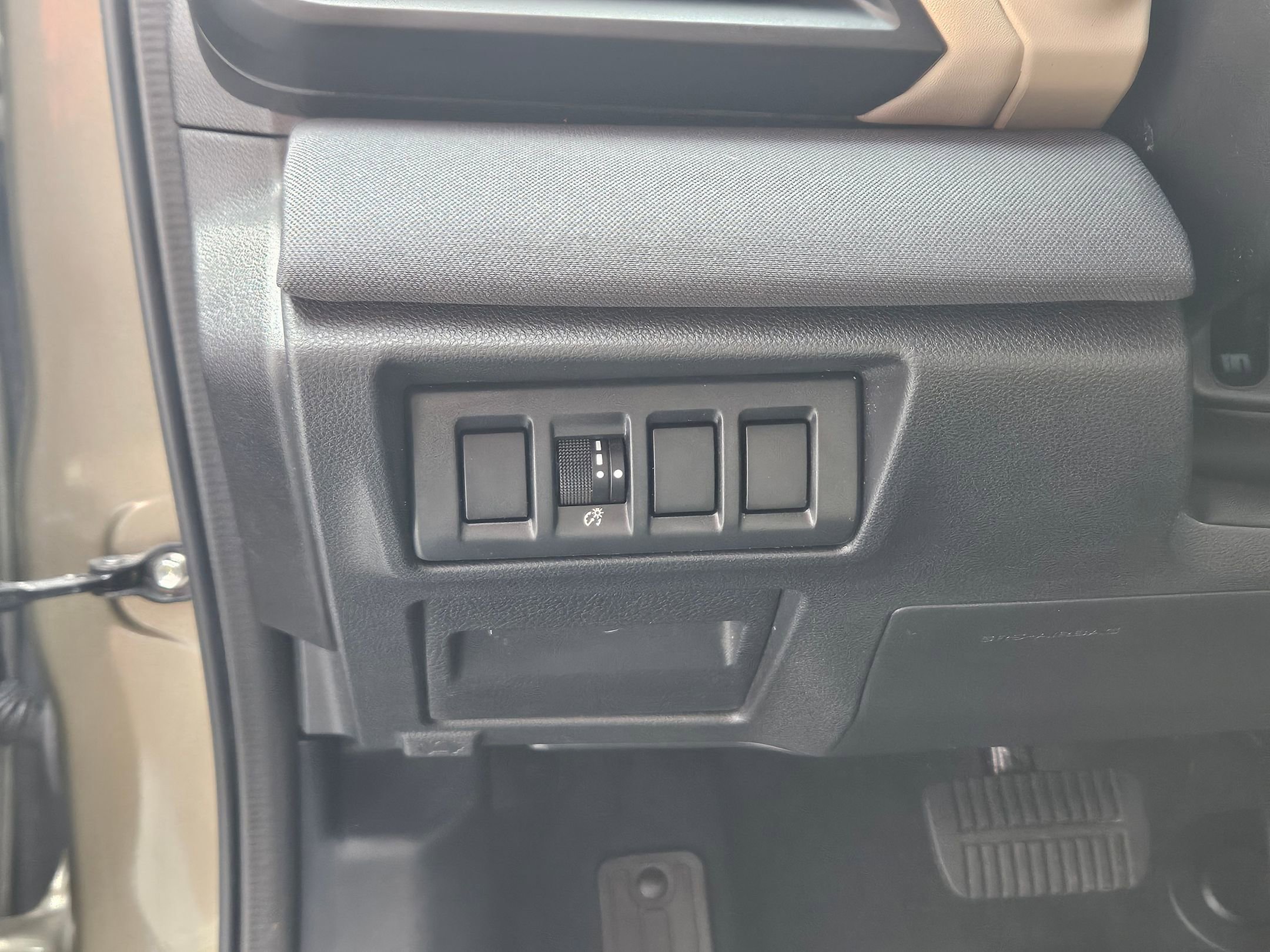 Used 2021 Subaru Outback Premium image 19