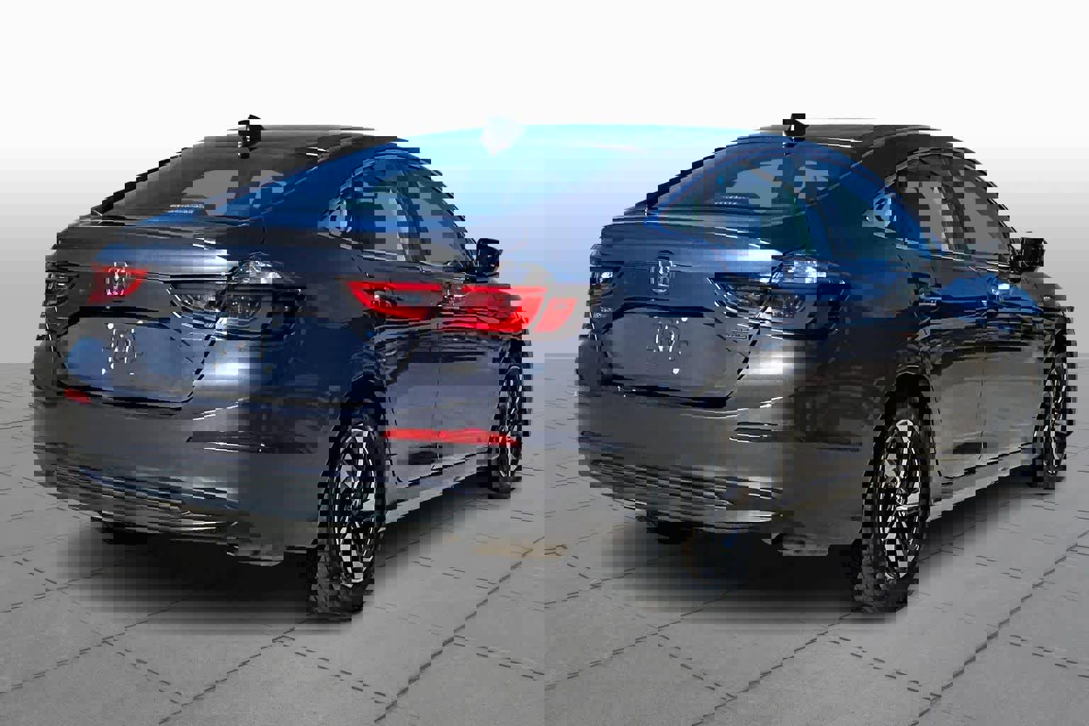 Used 2021 Honda Insight EX image 12