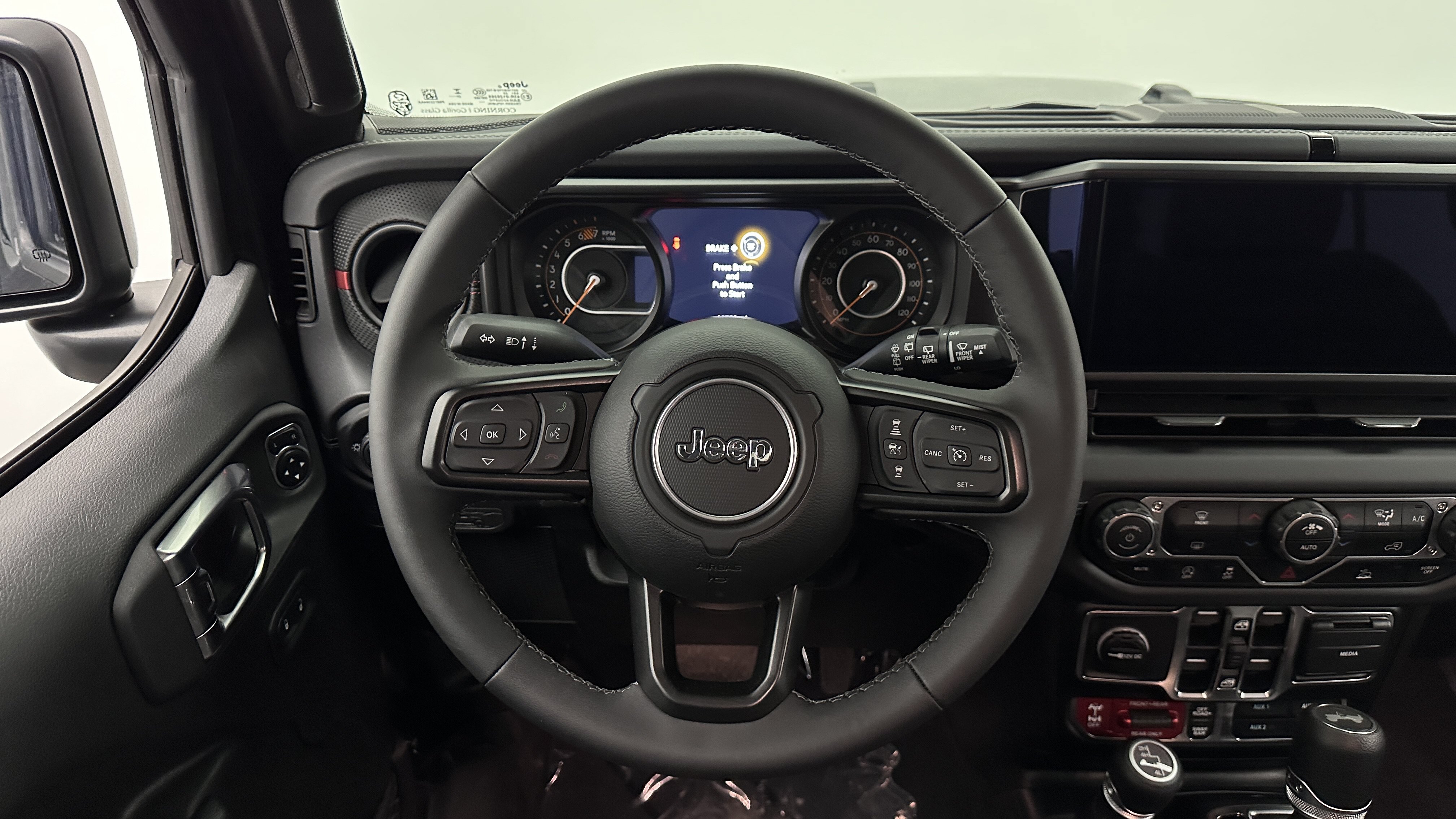 Used 2025 Jeep Wrangler Unlimited Rubicon AWD/4WD image 23
