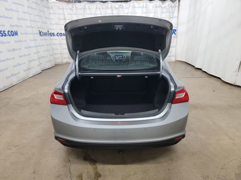 Used 2024 Chevrolet Malibu LT image 14
