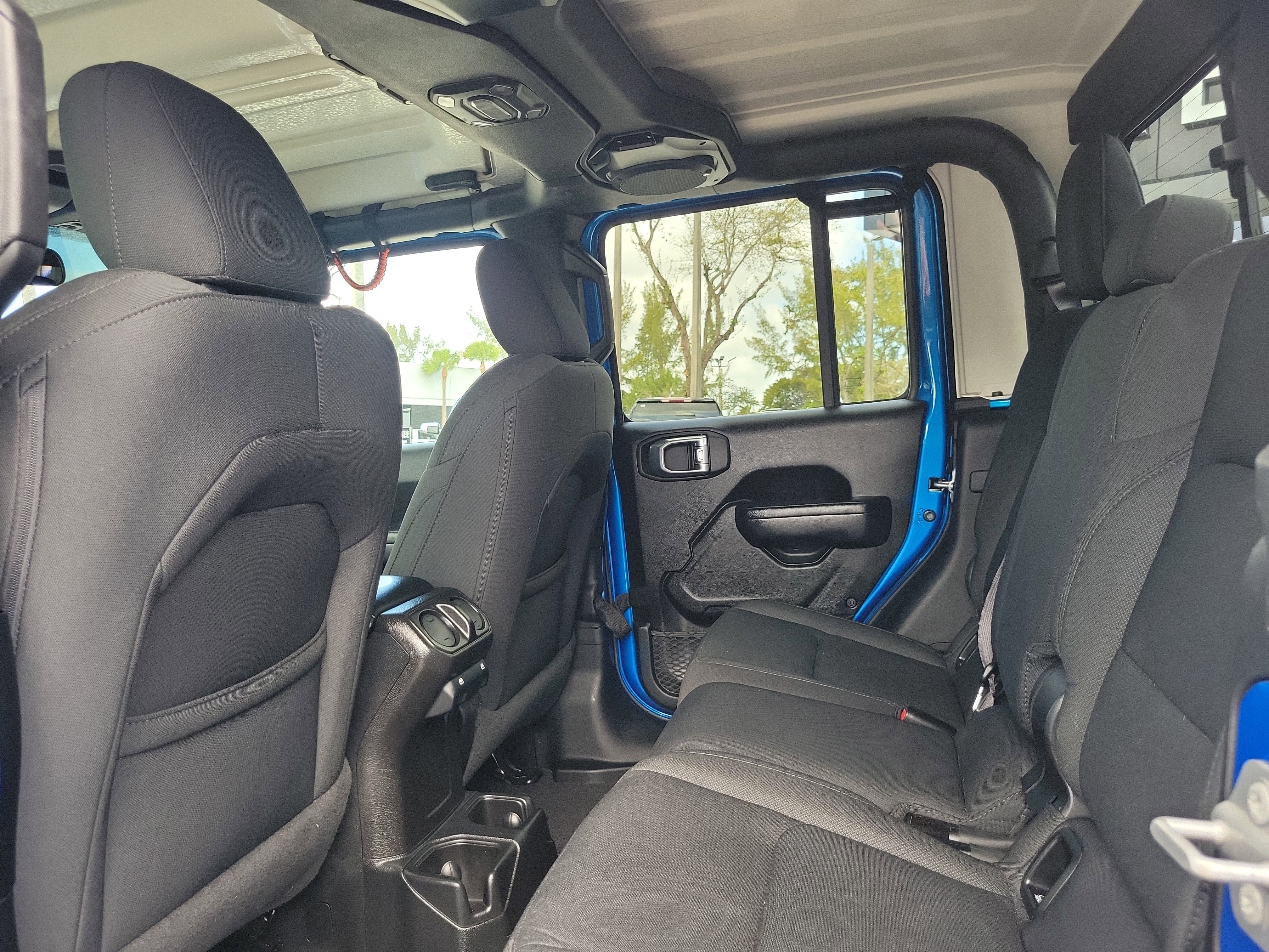 Used 2021 Jeep Gladiator Sport image 12