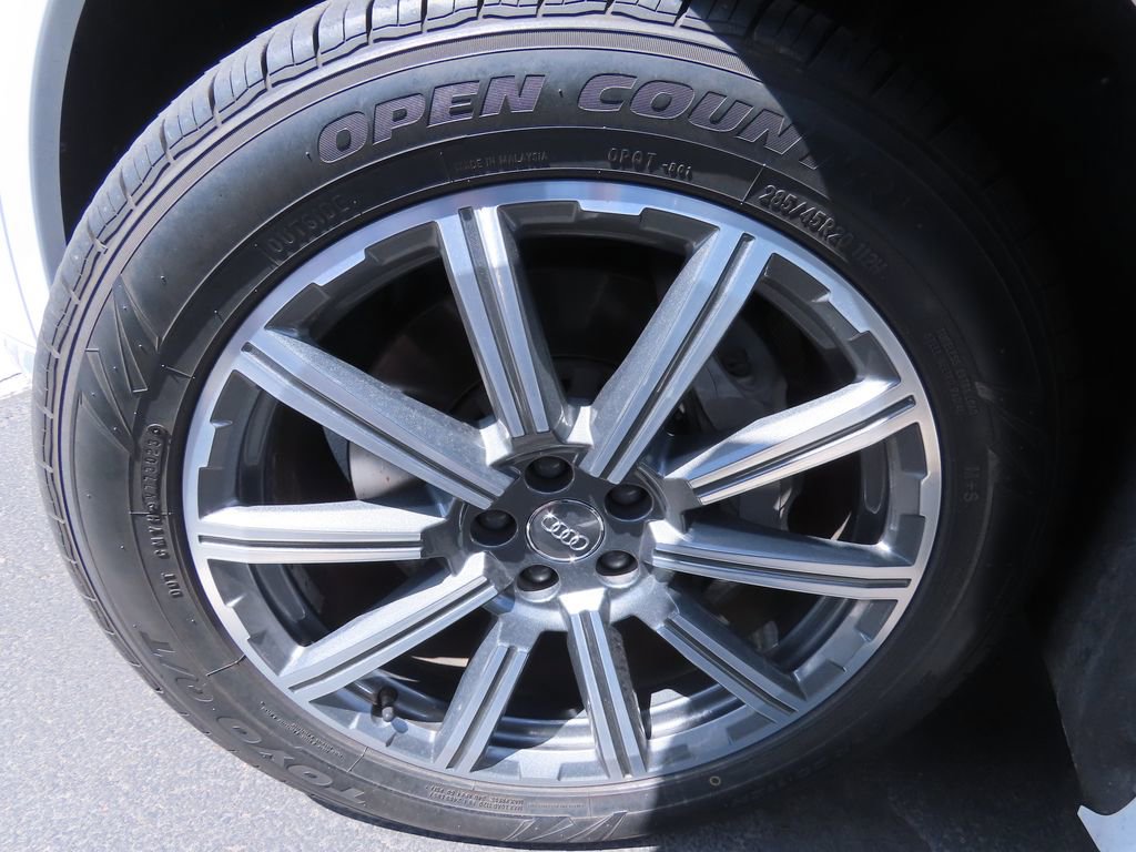 Used 2018 Audi Q7 3.0T Premium Plus AWD/4WD image 15