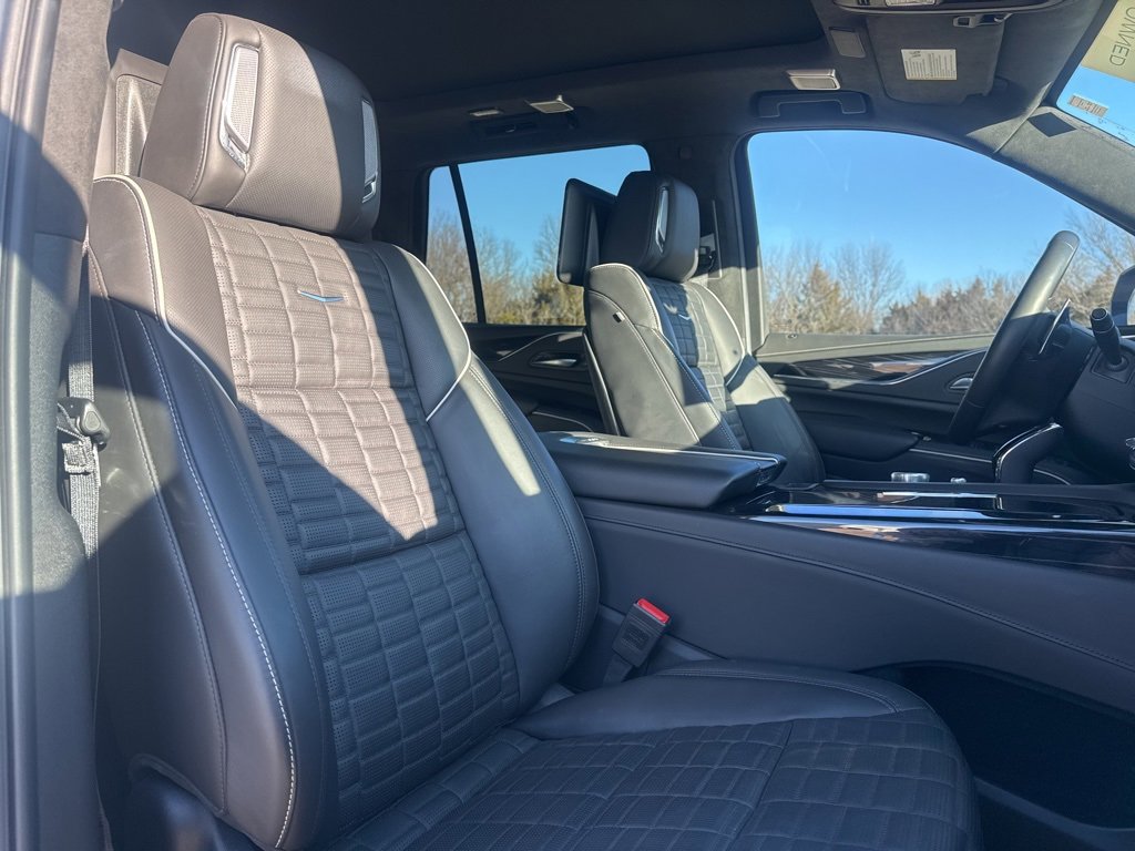 Certified 2024 Cadillac Escalade V w/ LPO, Floor Liner Package image 58