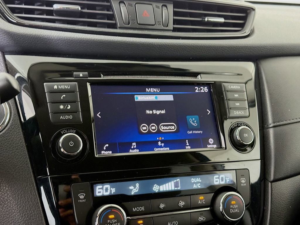 Used 2020 Nissan Rogue SV image 31