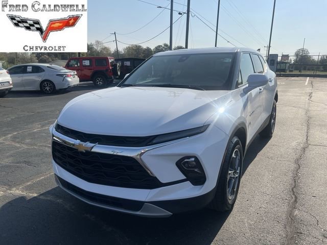 Used 2023 Chevrolet Blazer LT image 1