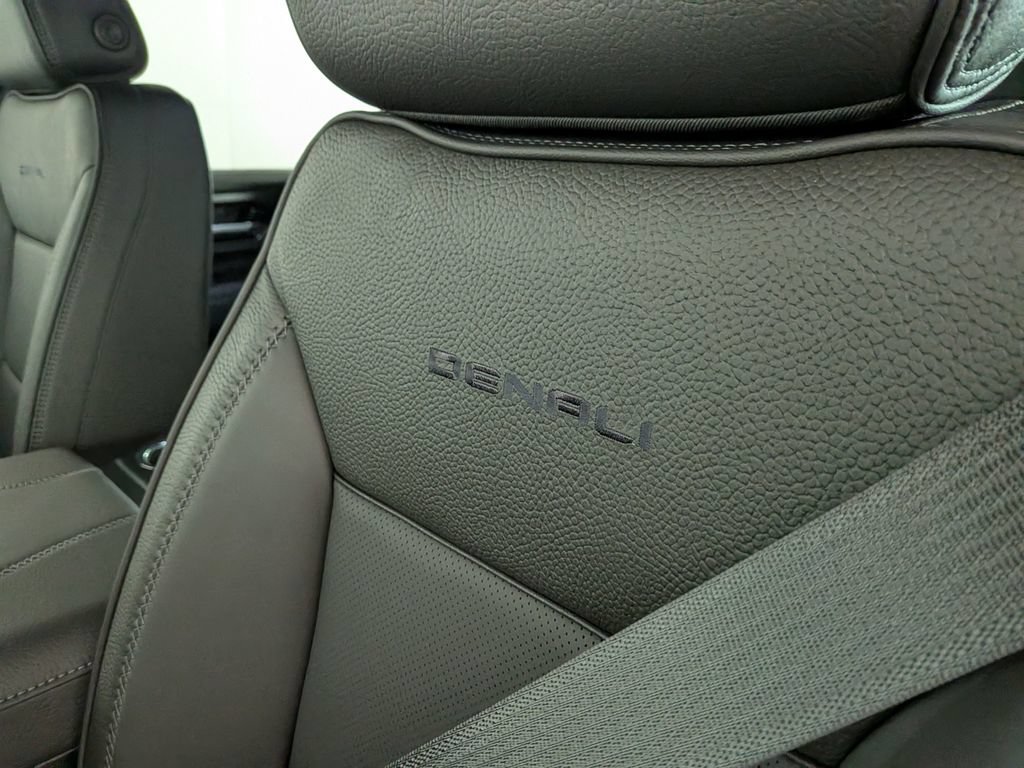 New 2026 GMC Yukon XL Denali AWD/4WD image 19
