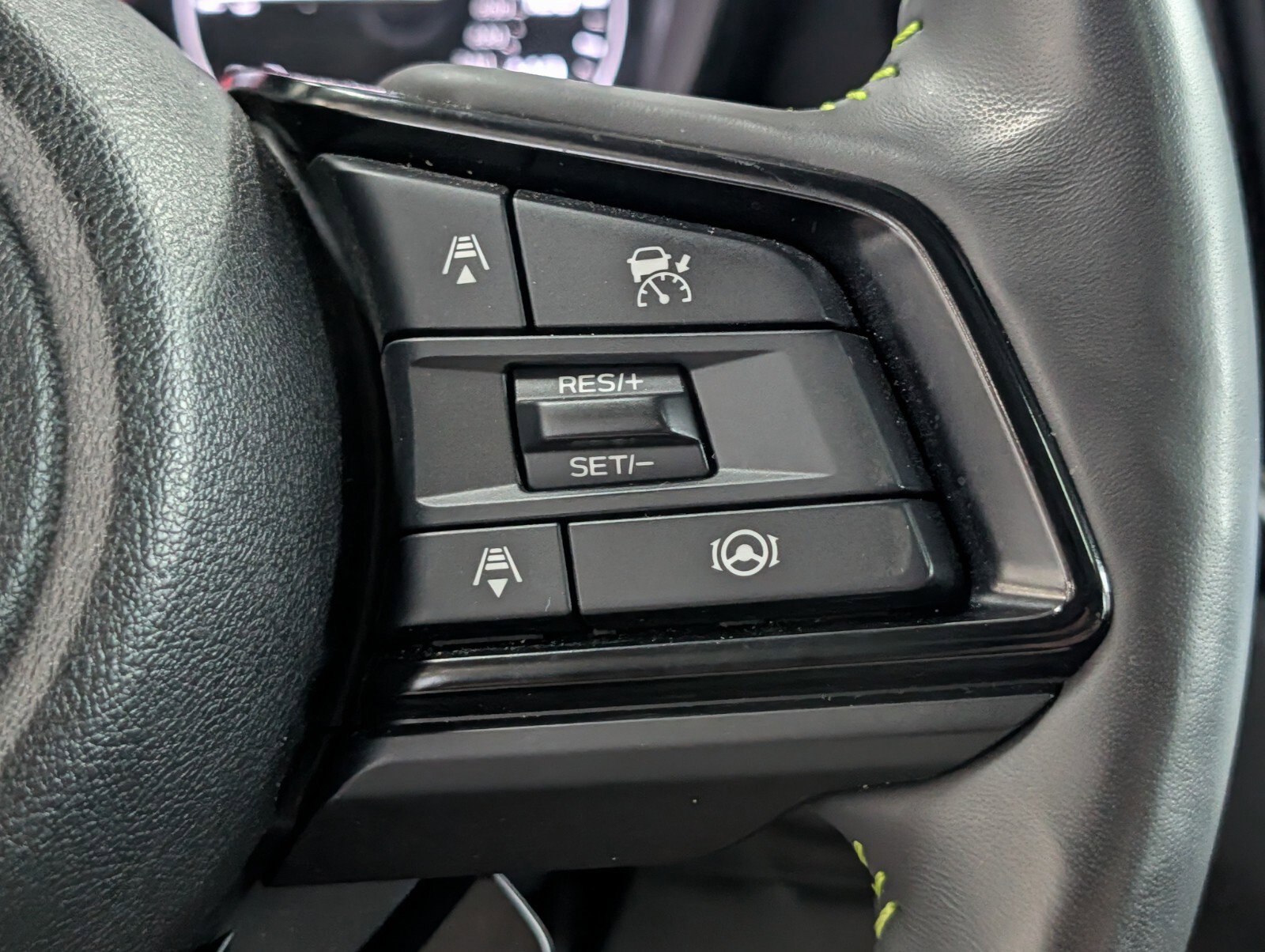 Used 2025 Subaru Ascent Bronze Edition w/ Onyx Package image 23