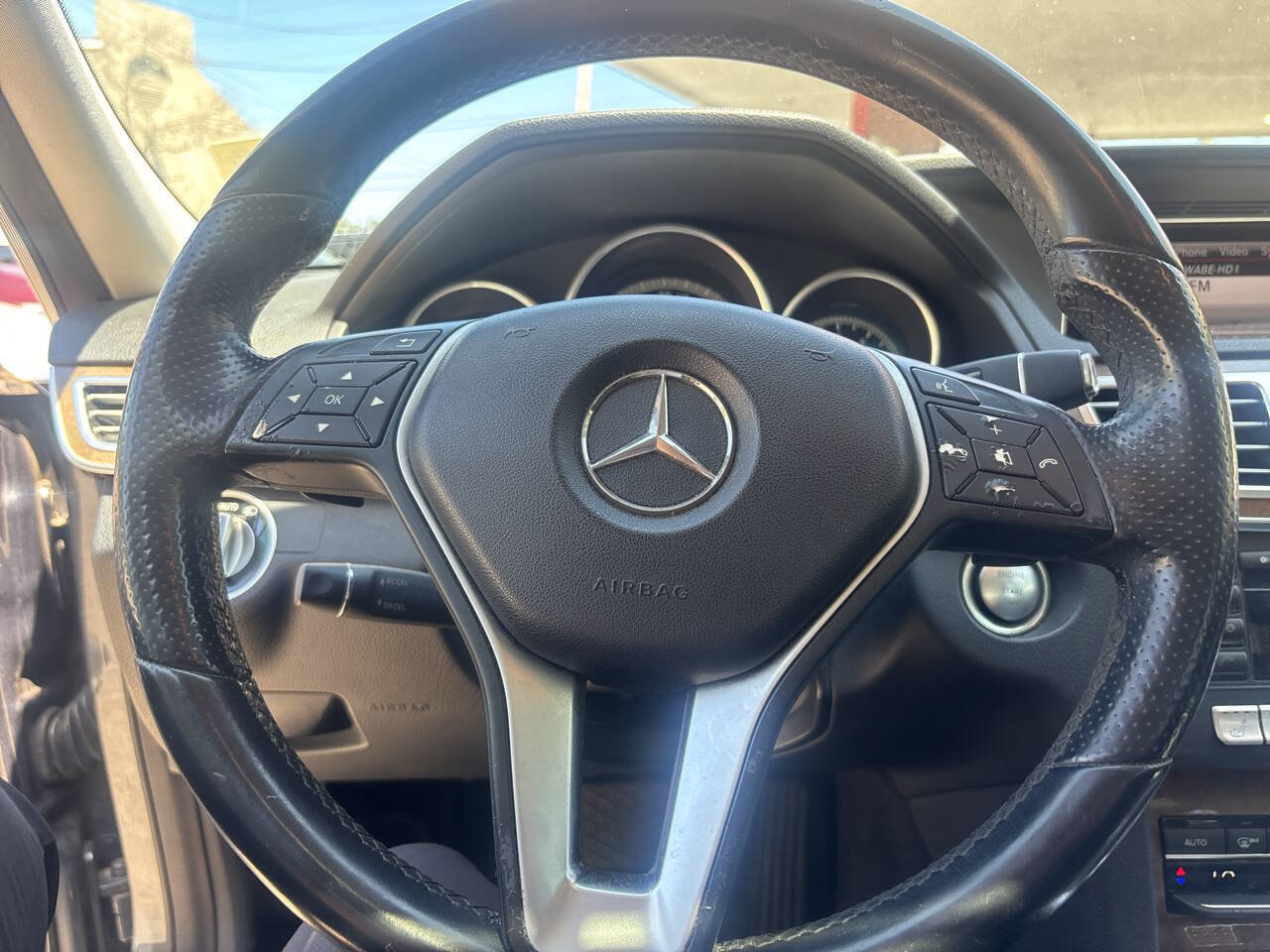 Used 2014 Mercedes-Benz E 350 Sedan image 14