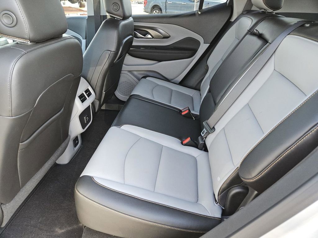 Used 2021 GMC Terrain SLT w/ Infotainment Package II image 32