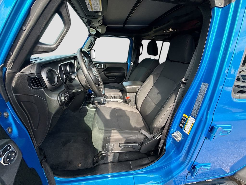 Used 2022 Jeep Wrangler Unlimited Sport AWD/4WD image 23