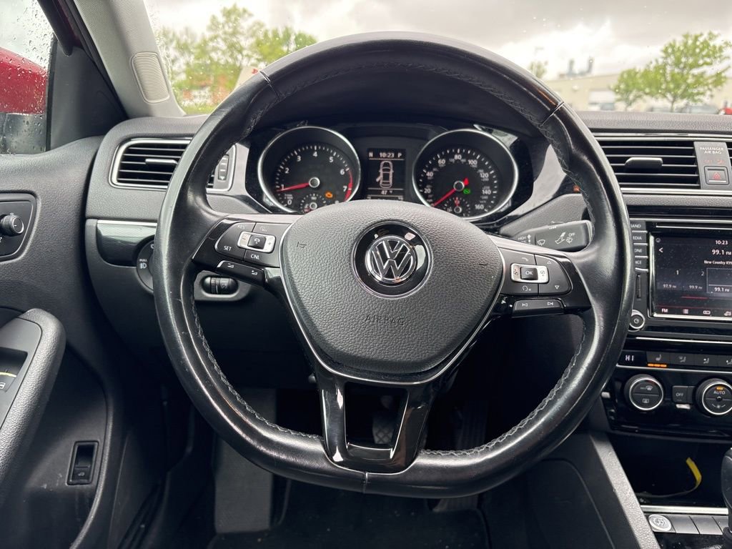 Used 2017 Volkswagen Jetta SEL FWD image 21