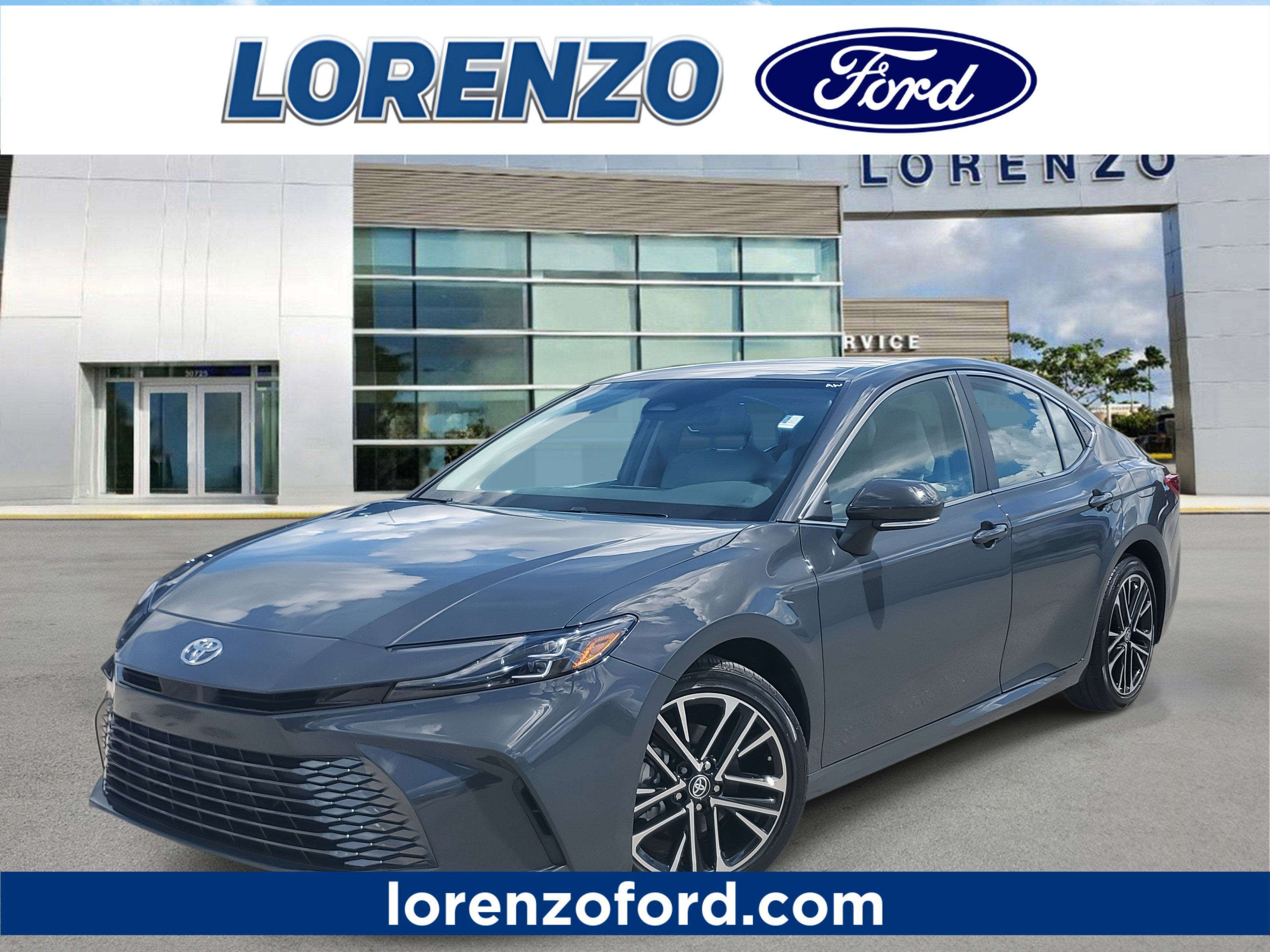 Used 2025 Toyota Camry XLE