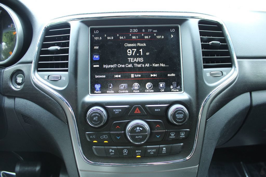 Used 2017 Jeep Grand Cherokee Altitude RWD image 17