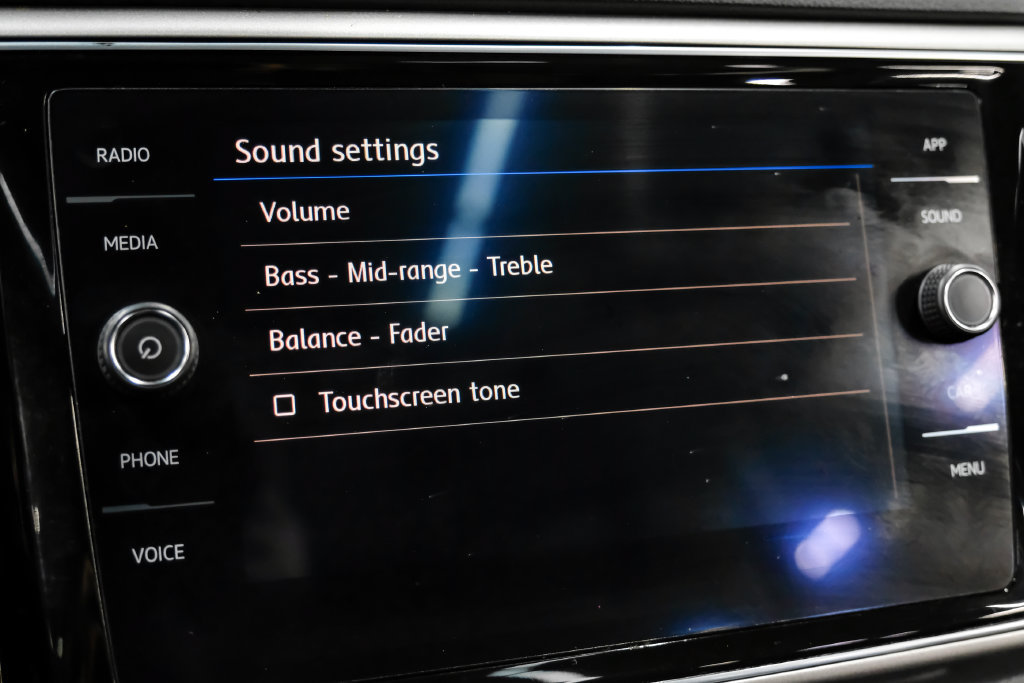 Used 2018 Volkswagen Atlas SEL FWD image 32