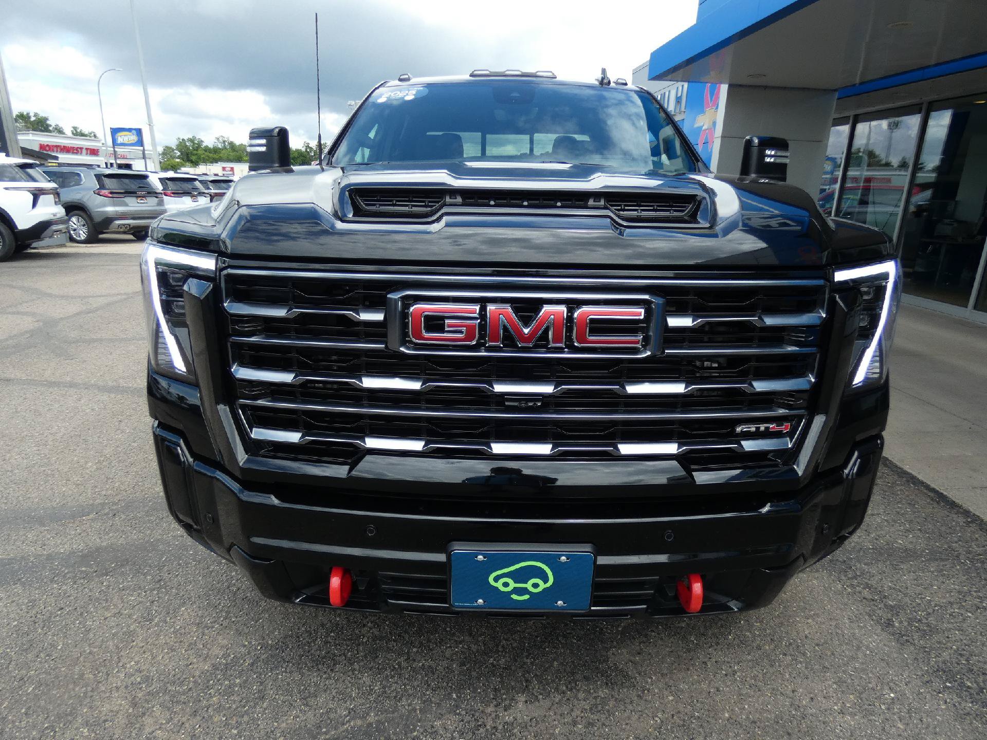 Certified 2025 GMC Sierra 2500 AT4 w/ AT4 Premium Plus Package AWD/4WD image 5