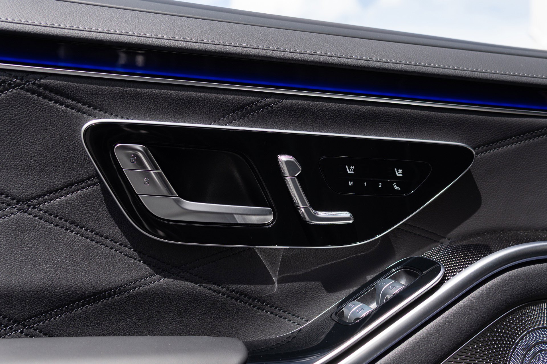 Used 2025 Mercedes-Benz S 63 AMG S image 48