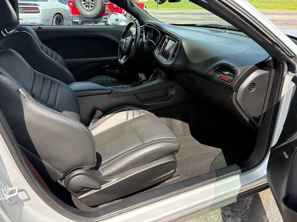 Used 2020 Dodge Challenger SRT Hellcat RWD image 10