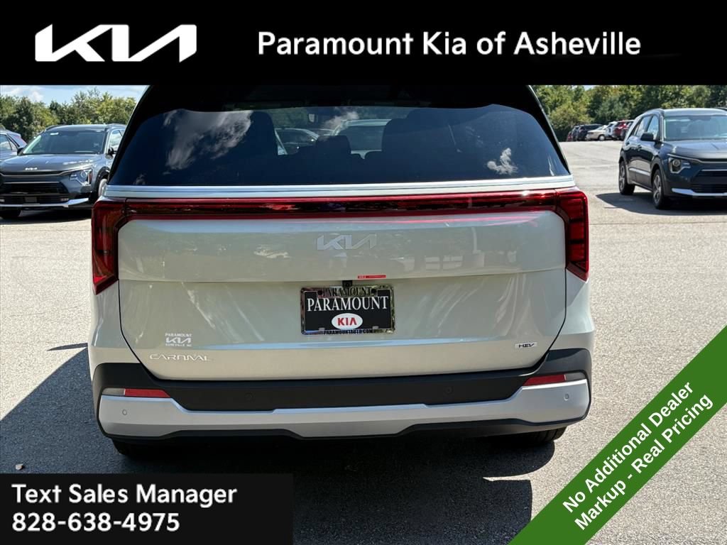 New 2026 Kia Carnival EX FWD image 5
