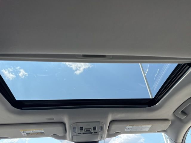 Used 2022 Toyota Highlander XLE image 29