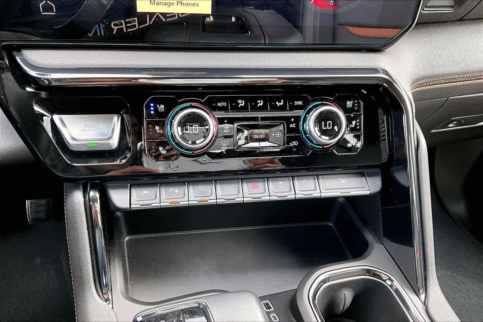 Used 2022 GMC Sierra 1500 AT4 w/ AT4 Premium Package AWD/4WD image 36