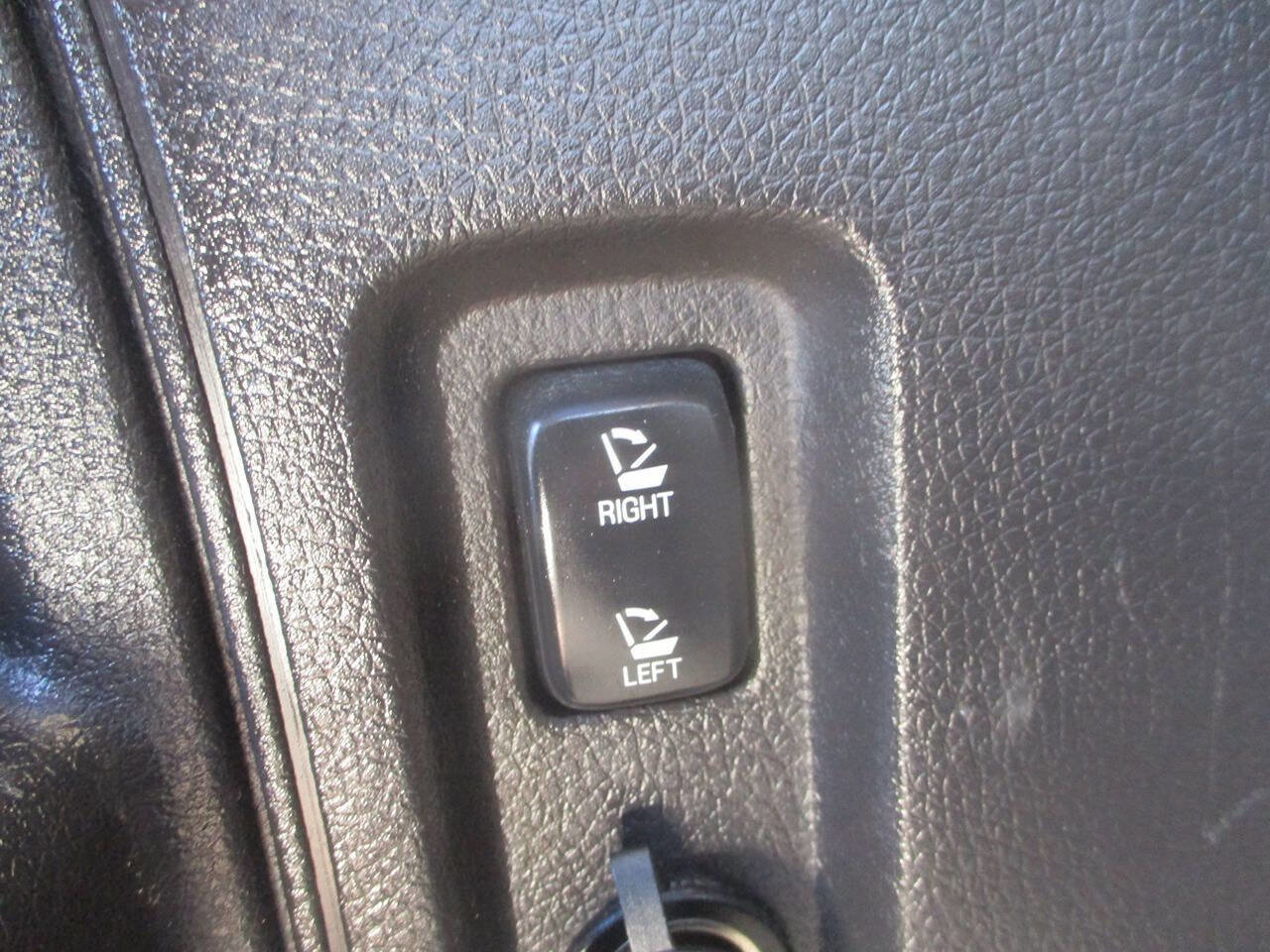 Used 2013 Ford Edge Limited w/ Canadian Touring Pkg image 15