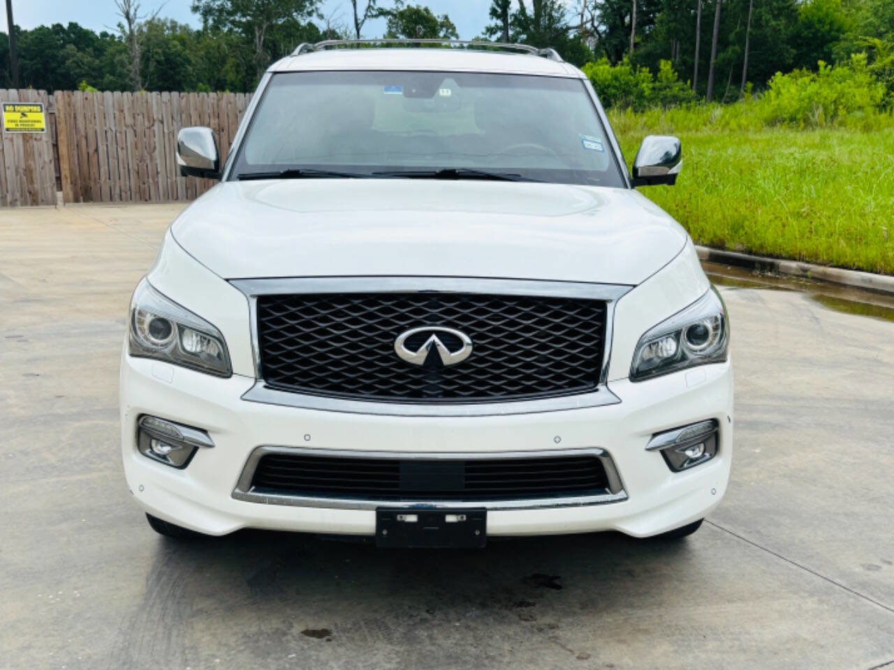 Used 2016 INFINITI QX80 Limited image 2