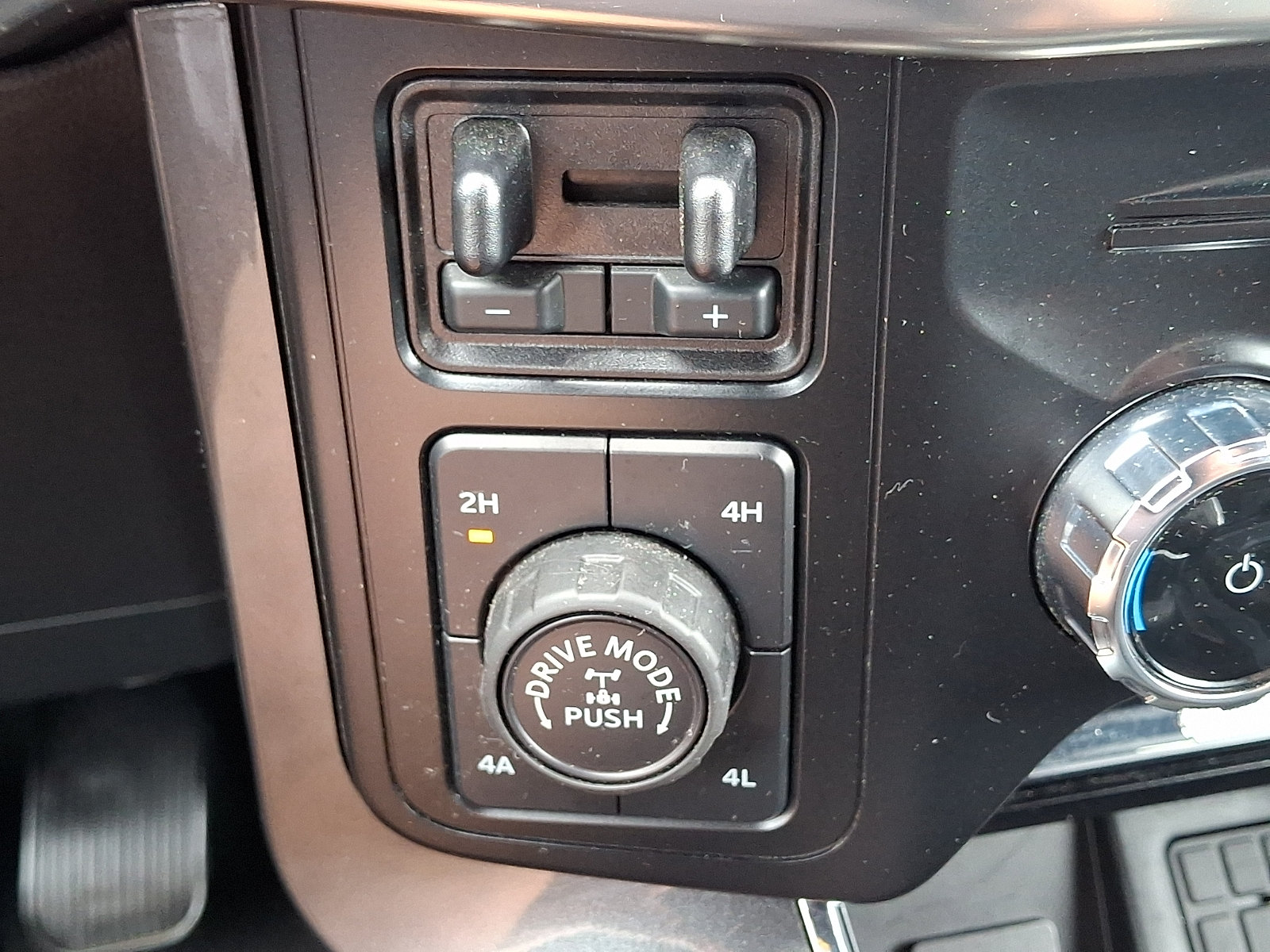 Certified 2023 Ford F150 Lariat AWD/4WD image 27
