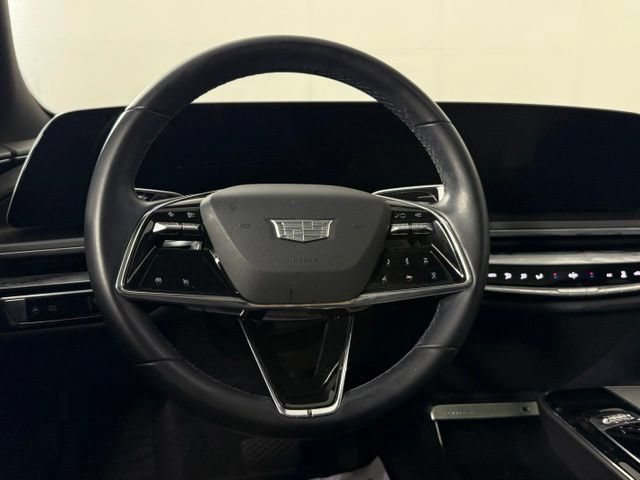 Used 2024 Cadillac Lyriq Tech RWD image 21