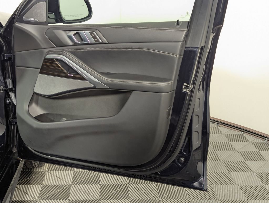 Used 2024 BMW X6 xDrive40i image 50