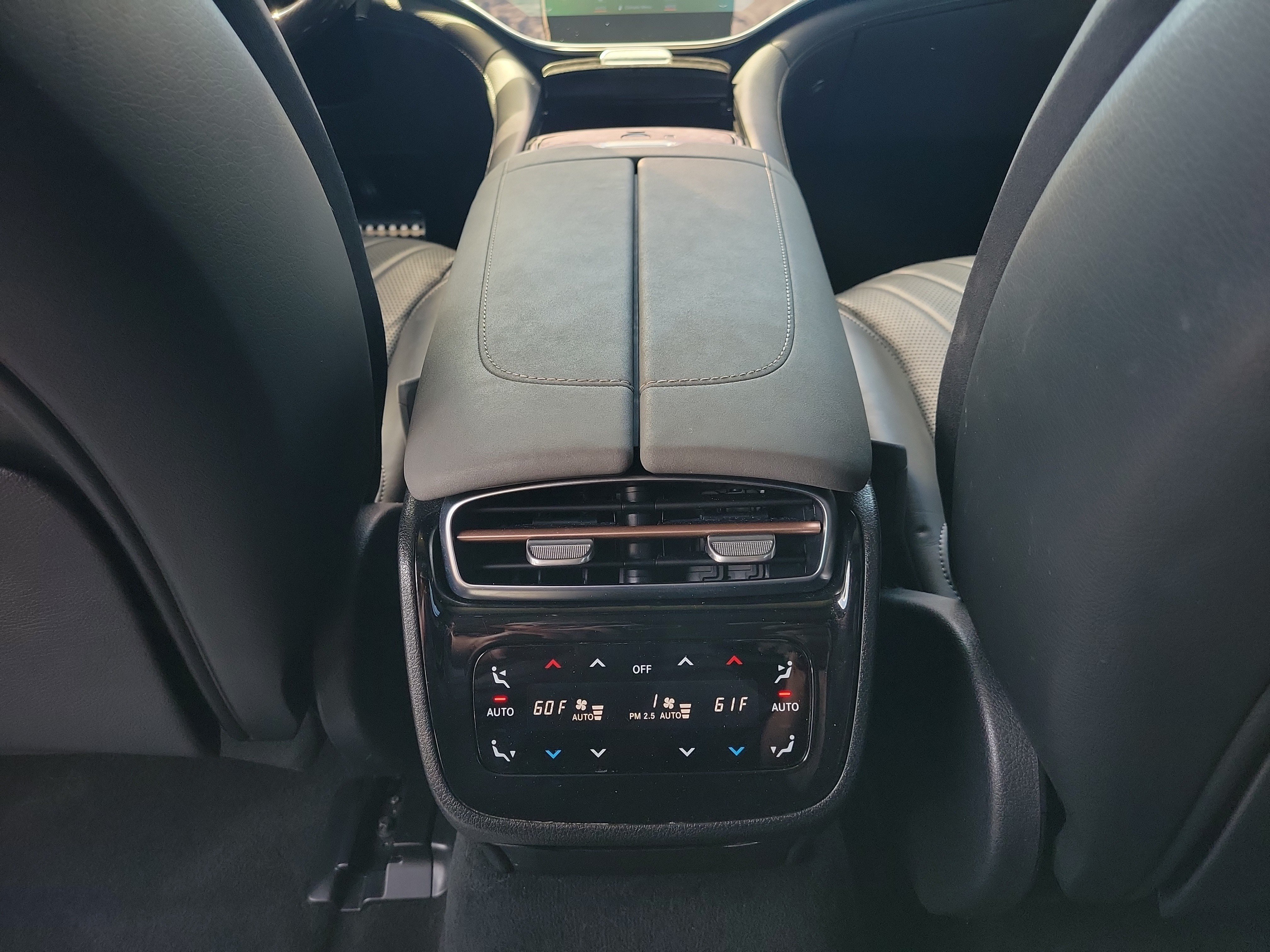 Used 2023 Mercedes-Benz EQS AMG 4MATIC image 11