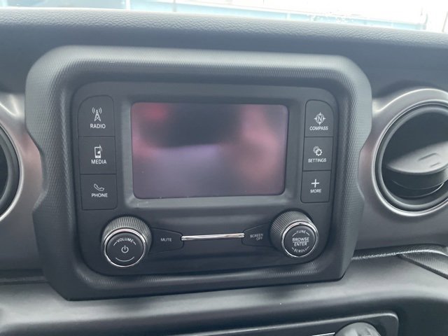 Used 2021 Jeep Wrangler Sport image 18