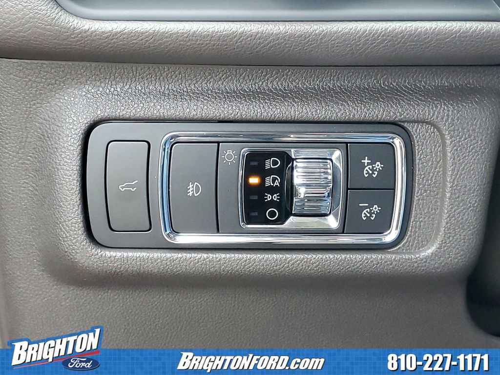 Used 2020 Lincoln Corsair Reserve w/ Elements Package image 21