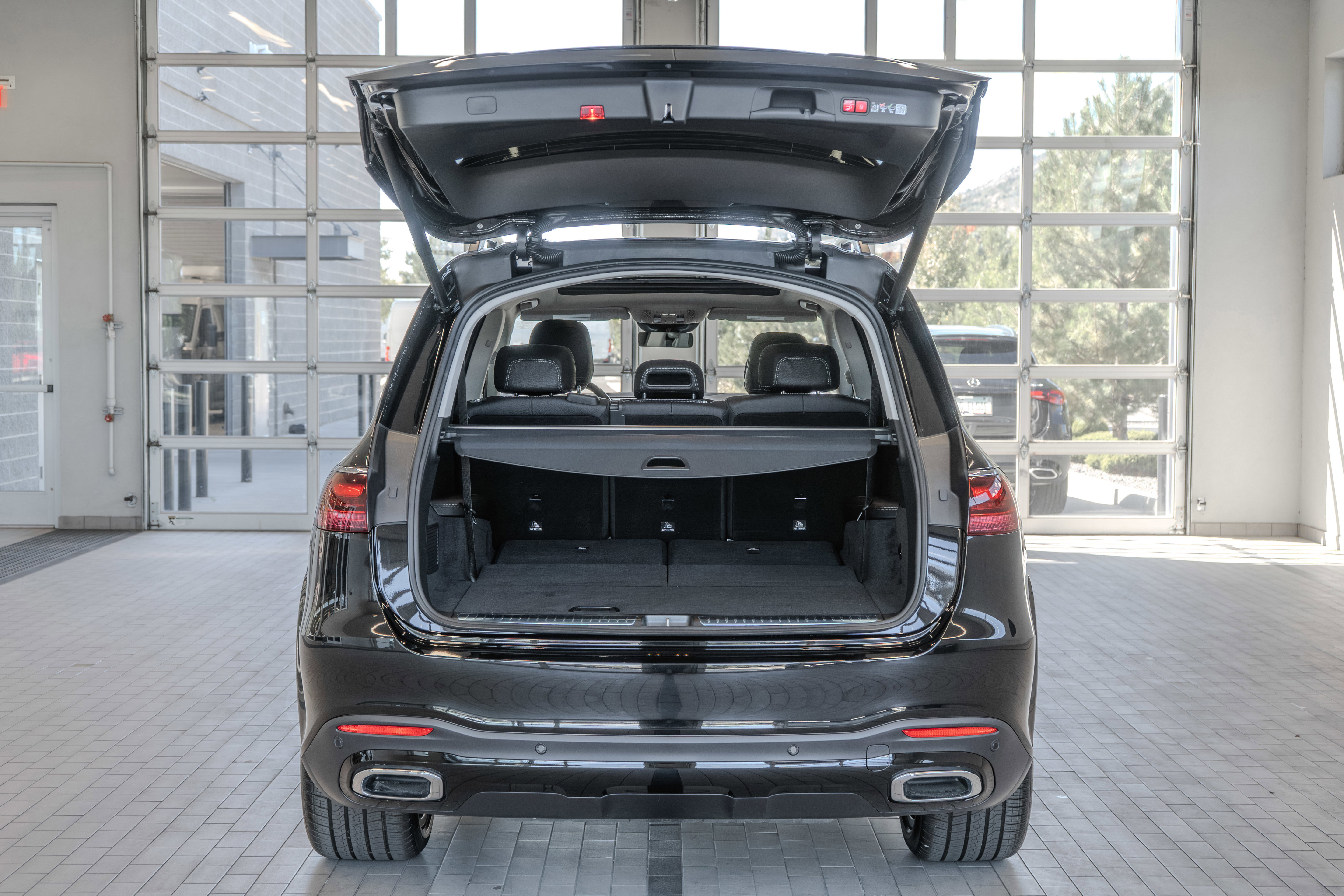 New 2026 Mercedes-Benz GLS 450 4MATIC image 16