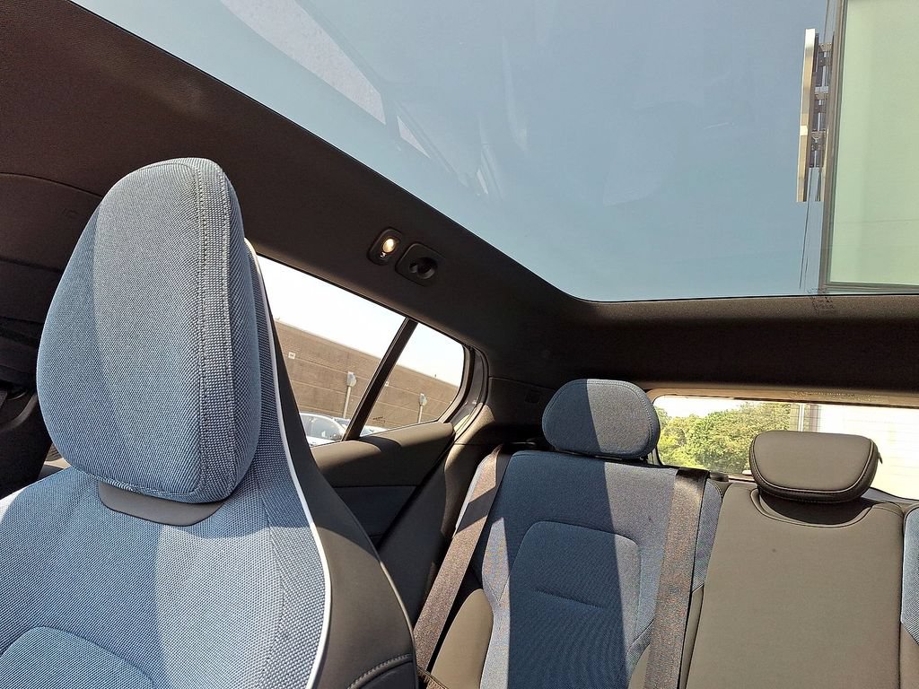 New 2025 Volvo EX30 Plus w/ Protection Package Premier AWD/4WD image 12