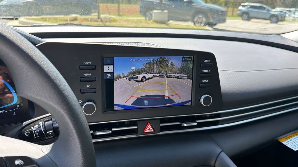 New 2026 Hyundai Elantra SE image 24