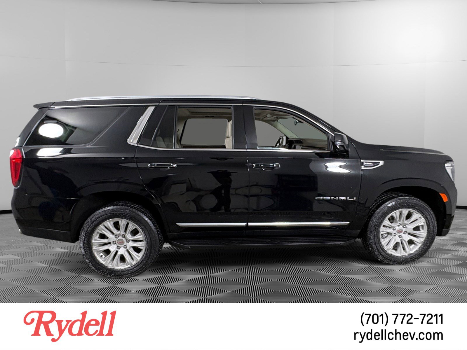 Used 2021 GMC Yukon Denali w/ Max Trailering Package AWD/4WD image 6