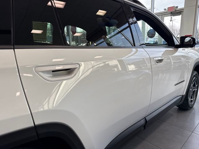 New 2026 Jeep Cherokee Laredo AWD/4WD image 9