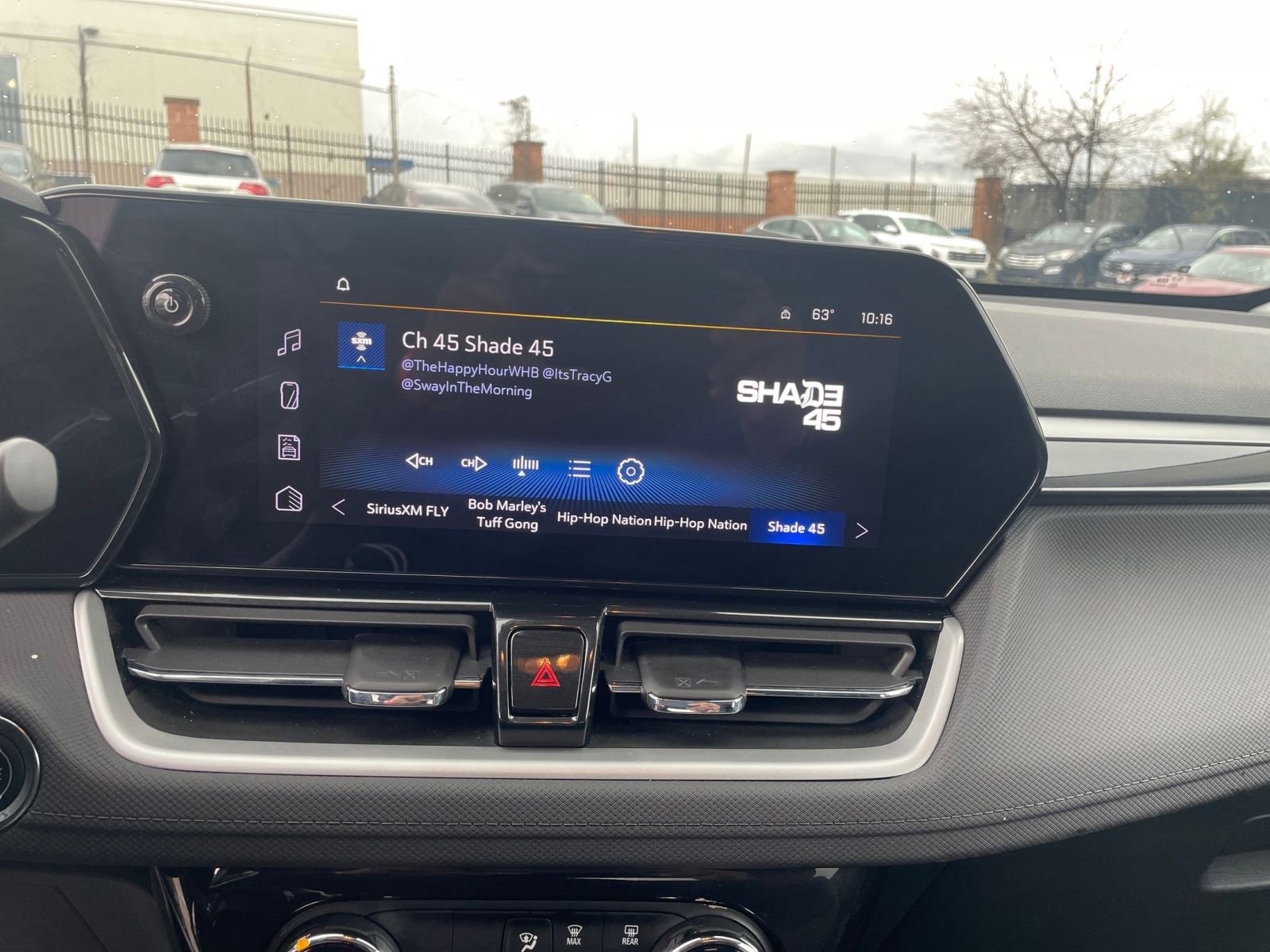 Used 2025 Chevrolet TrailBlazer LT image 20