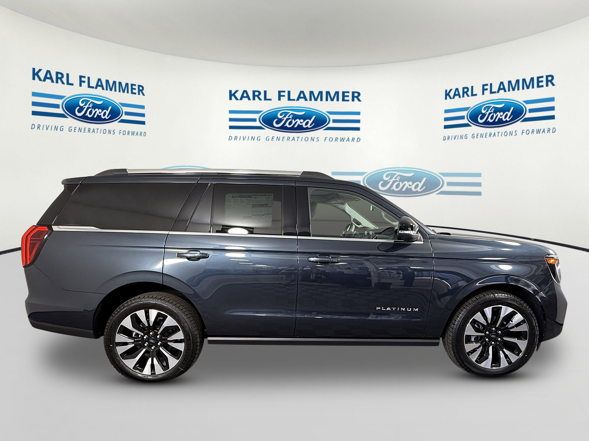 New 2026 Ford Expedition Platinum w/ Driver's Package AWD/4WD image 2