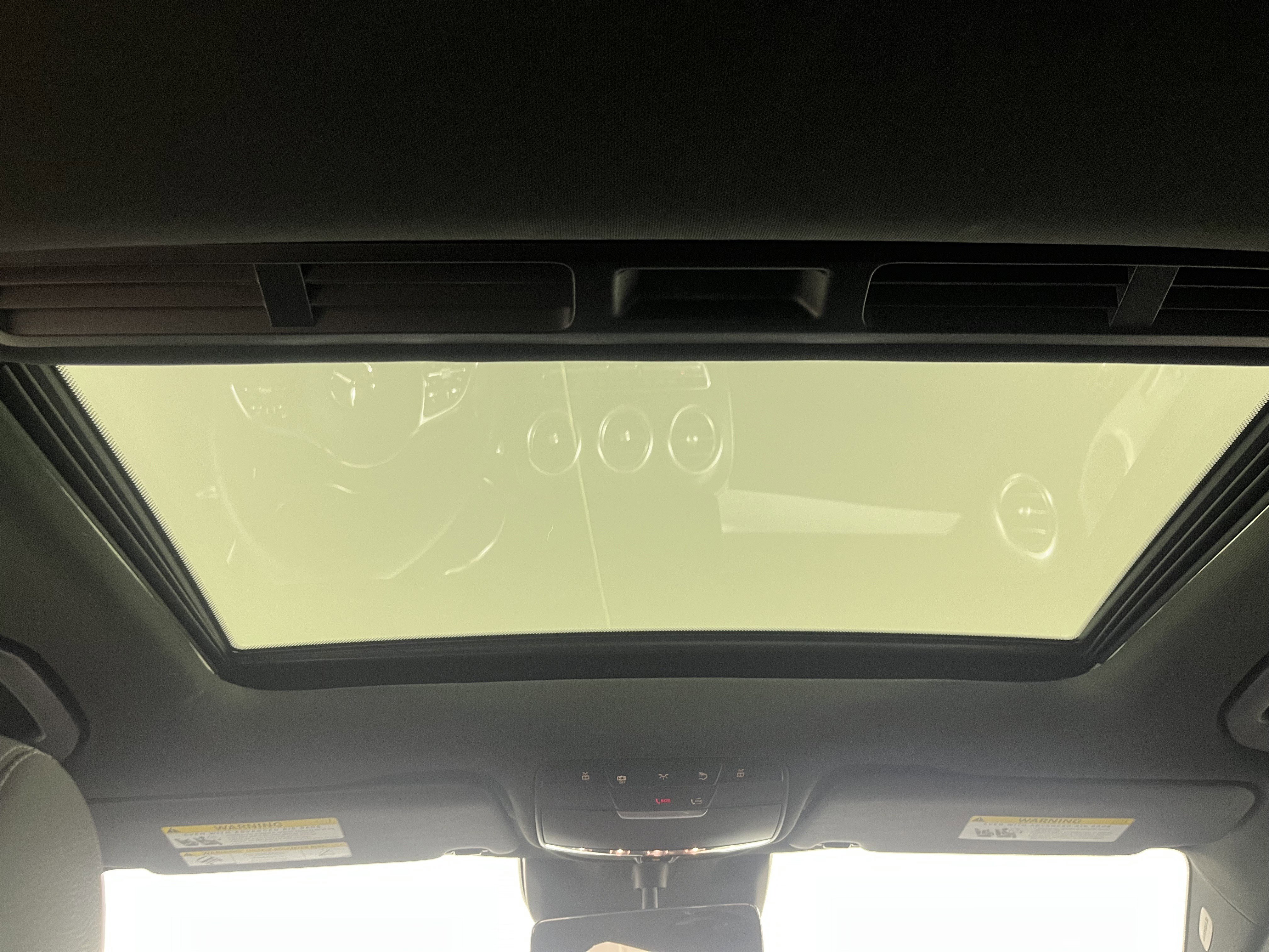 Used 2023 Mercedes-Benz GLC 300 4MATIC Coupe image 17